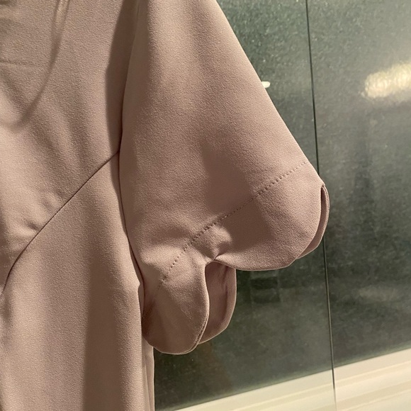 Scallop edged dress - Picture 5 of 7